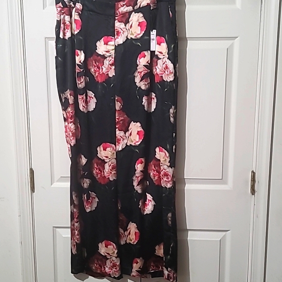 NWT Express Floral Pants - Picture 1 of 2